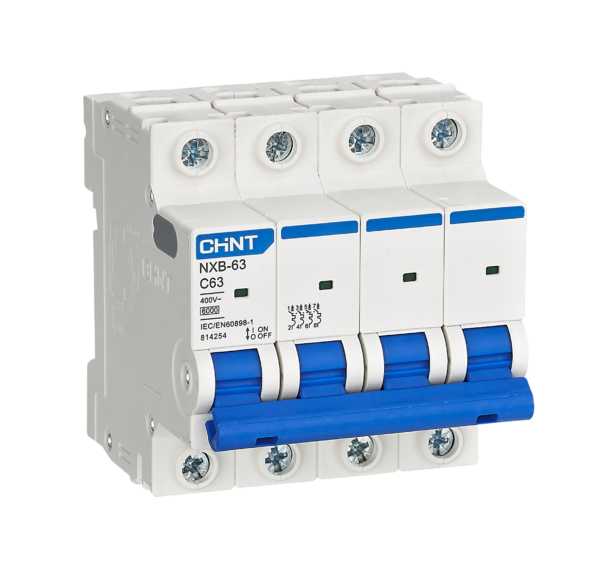 CHINT NXB-63 C63 4P Avtomat – 4 Fazalı Yüksək Güclü Avtomat Açar CHINT NXB-63 C63 4P avtomat – müasir elektrik sistemlərində istifadə olunan yüksək keyfiyyətli və təhlükəsiz avtomat açar modelidir. Bu dörd fazalı avtomat, 63A-a qədər olan elektrik xətlərinin qısaqapanmadan və aşır yükdən qorunması üçün nəzərdə tutulmuşdur. Xüsusilə üç faza + neytral xətlərin bir yerdə idarə olunması və qorunması lazım olan layihələrdə geniş tətbiq sahəsinə malikdir. CHINT avtomatları dünya üzrə tanınmış və etibarlı məhsullardır. NXB-63 seriyasına daxil olan bu C63 avtomat, IEC/EN 60898-1 beynəlxalq standartlarına cavab verir və 6000A-ya qədər qırılma qabiliyyəti ilə təhlükəsizliyi maksimum səviyyədə təmin edir. Bu model, həm gündəlik elektrik sistemlərində, həm də daha böyük sənaye və kommersiya obyektlərində sistemin qorunması üçün ideal seçimdir. Bu avtomat açar həm yeni quraşdırılan elektrik panellərində, həm də mövcud sistemlərin modernizasiyasında rahatlıqla istifadə olunur. Sadə montajı və etibarlı iş prinsipi onu elektrik mühəndislərinin və texniki personalın seçimlərində ön sıraya çıxarır. Texniki Xüsusiyyətlər Brend: CHINT Model: NXB-63 Tip: 4 fazalı avtomat (4P – 3 faza + N) Nominal cərəyan: 63A (C63 avtomat) Nominal gərginlik: 400V~ Nominal tezlik: 50/60Hz Qırılma qabiliyyəti: 6000A Standart: IEC/EN 60898-1 Qoruma funksiyaları: Qısaqapanma, aşır yük Mexaniki göstərici: Var (ON/OFF) İstifadə Sahələri Sənaye elektrik panelləri Ticarət və inzibati binalar Mənzillər və fərdi evlər Günəş enerji sistemləri Üç fazalı elektrik avadanlıqları Server otaqları və texniki mərkəzlər